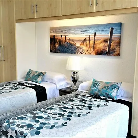 Playa De Americas Ocean Views Apartment *